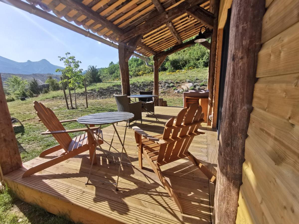 La Peyregoune, Logement En Pleine Nature Et Table D'Hotes Blieux エクステリア 写真