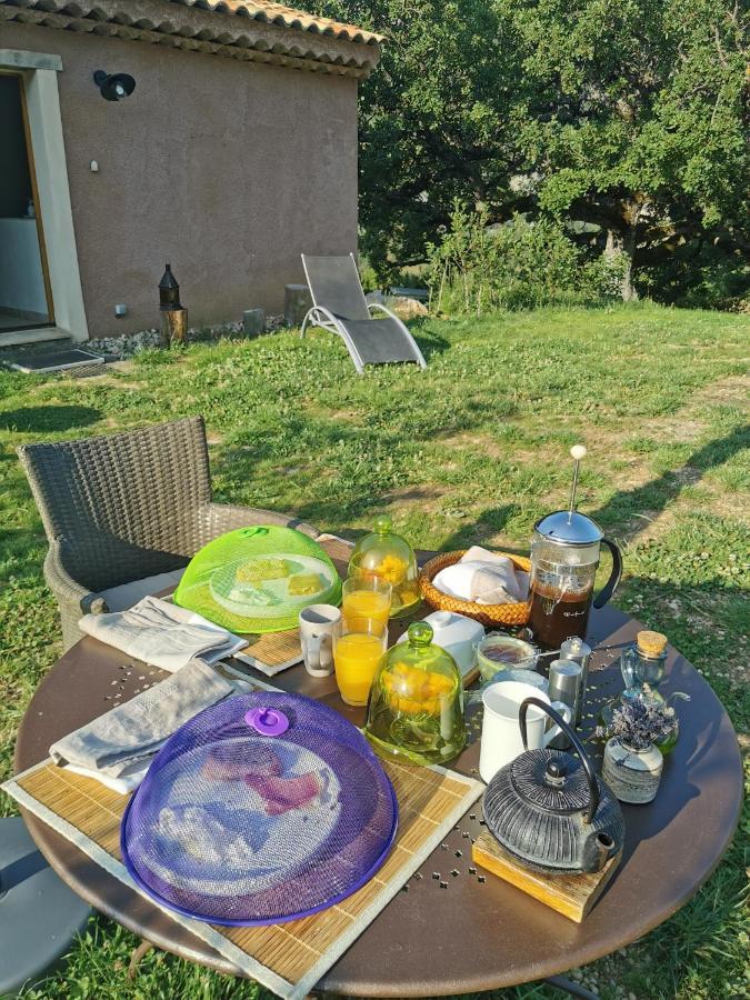 La Peyregoune, Logement En Pleine Nature Et Table D'Hotes Blieux エクステリア 写真