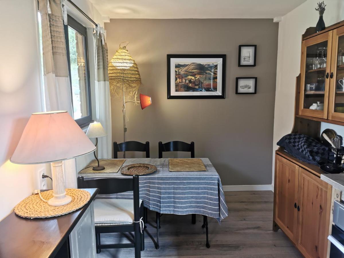 La Peyregoune, Logement En Pleine Nature Et Table D'Hotes Blieux エクステリア 写真