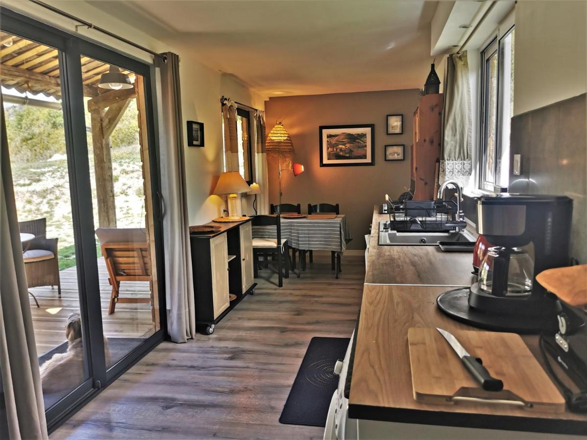 La Peyregoune, Logement En Pleine Nature Et Table D'Hotes Blieux エクステリア 写真